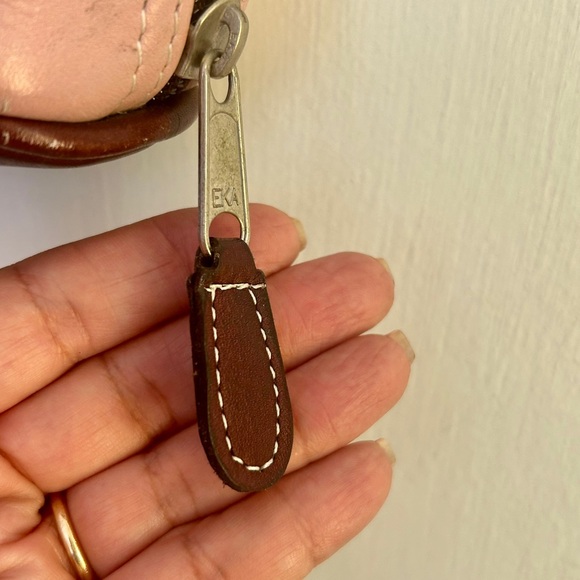 Latico Leather Laptop Bag Tote Pale Pink Brown Trim, Near New Condition - Picture 5 of 9